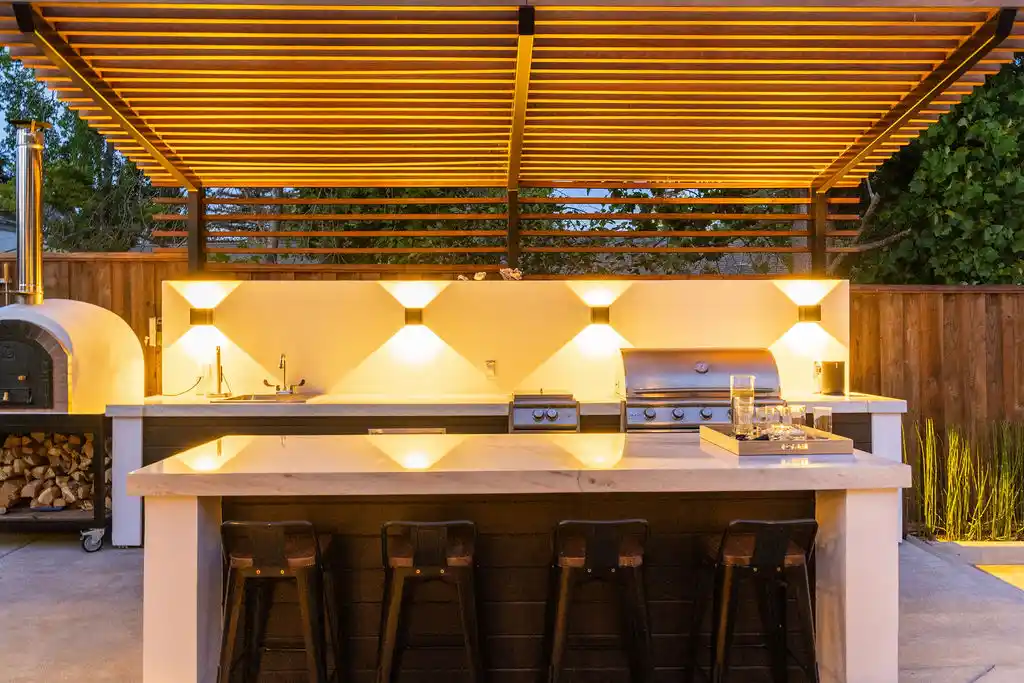 5CroydenCourtTwilight-13