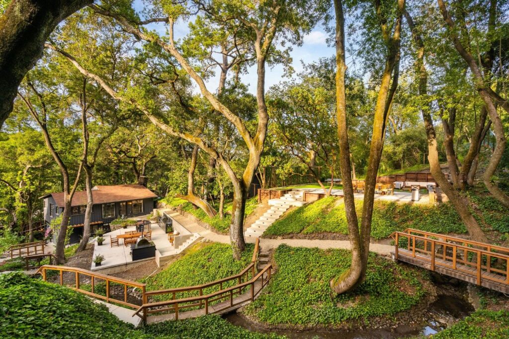 125CanonDriveExteriorDay-16